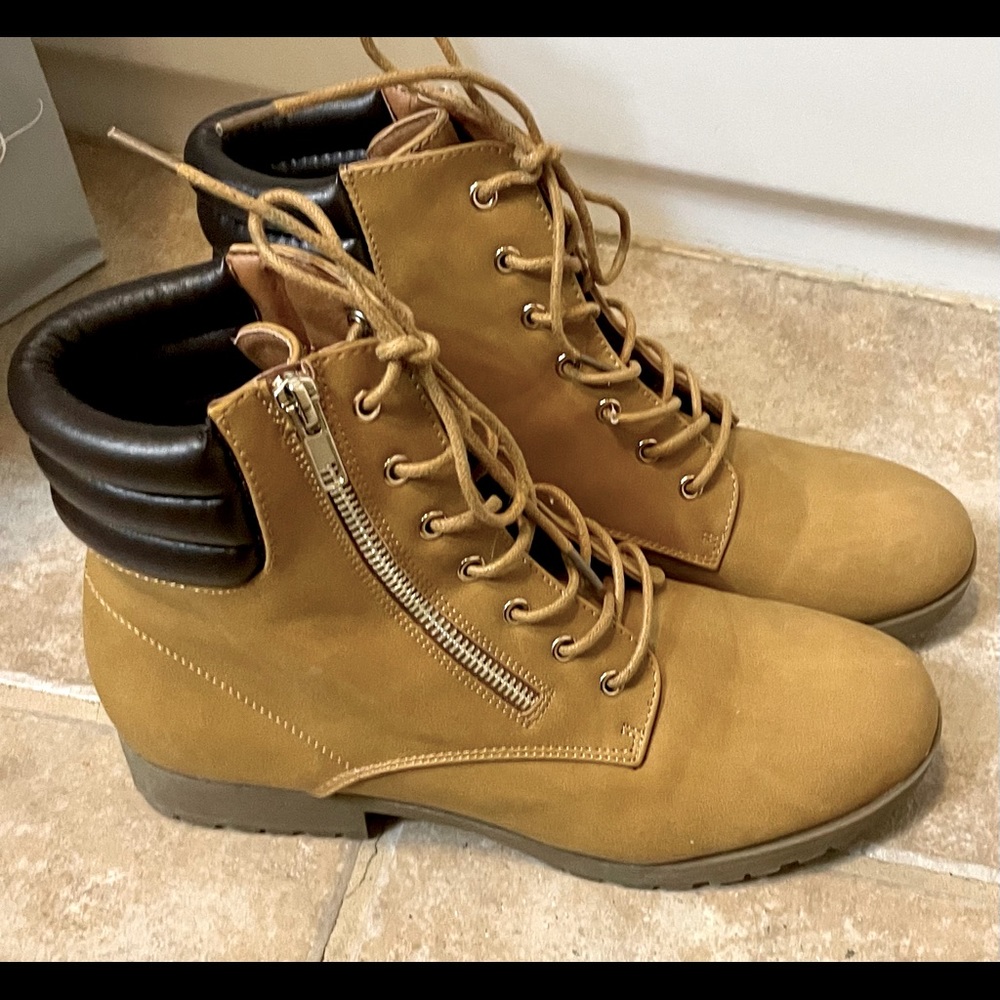 NWOT Drexlite fashion work boots women’s size9 1/2
